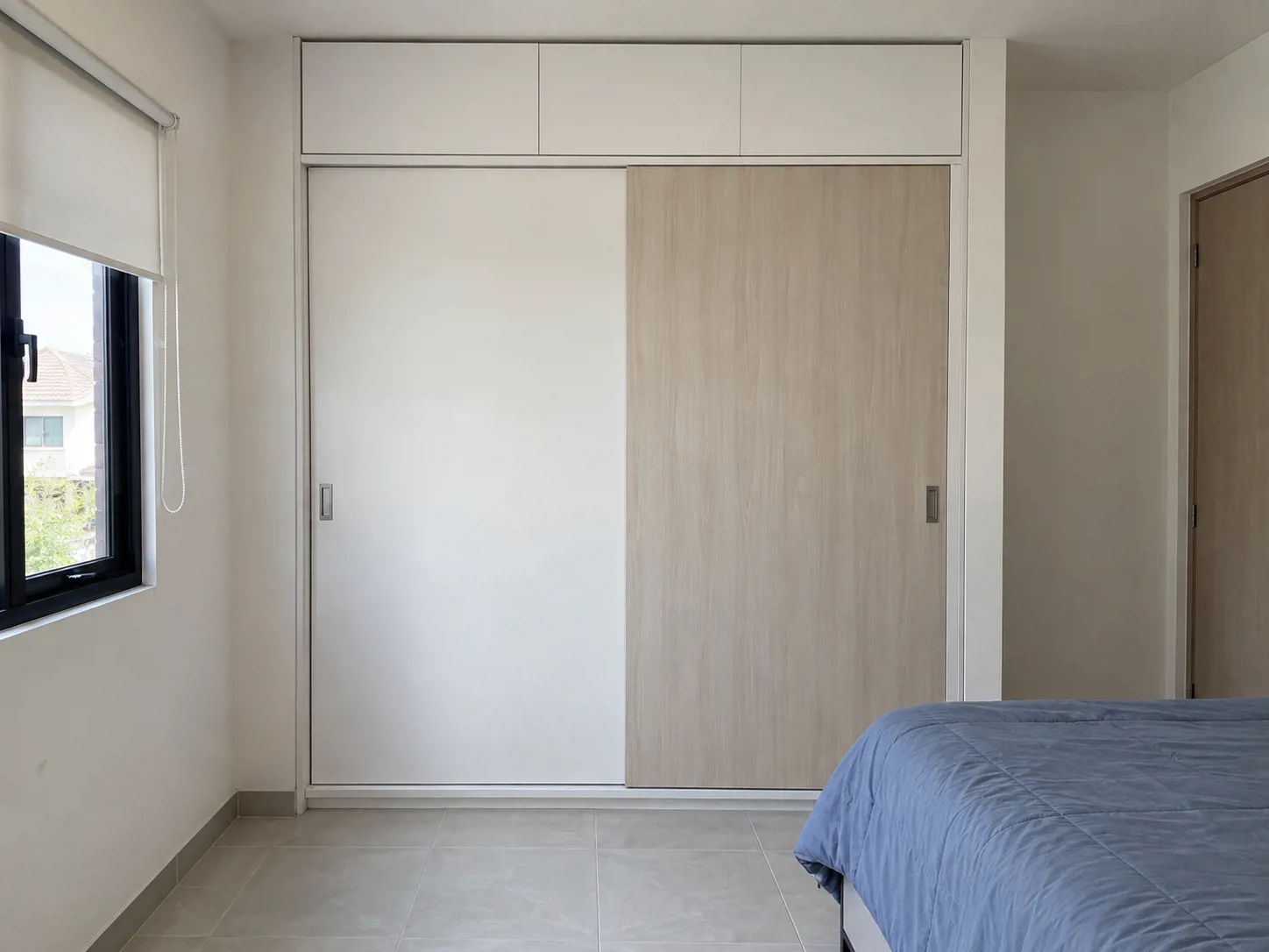 Wardrobe Sliding Kamar di Bogor